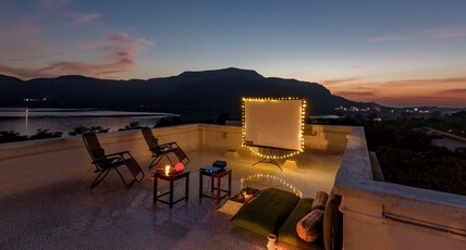 CosmicStays Afita Mohari Solar Powered Lakehouse Room Type - CosmicStays Afita Mohari Solar Powered Lakehouse