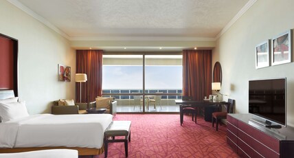 Radisson Blu Hotel & ConventionCenter, Alexandria Room Type - Executive Room - Lounge Access - Terrace