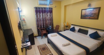 TRISHUL INN Room Type - DELUXE DOUBLE BED ROOM A.C.