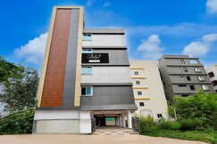 Collection O Dr. NTR University Of Health Sciences Formerly Hotel V Elite