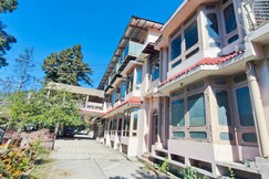 Prim Rose(walkable distance from mall road and In-house parking)