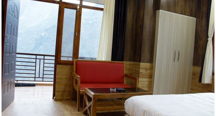 HOTEL SAPPHIRE Room Type - Family Room
