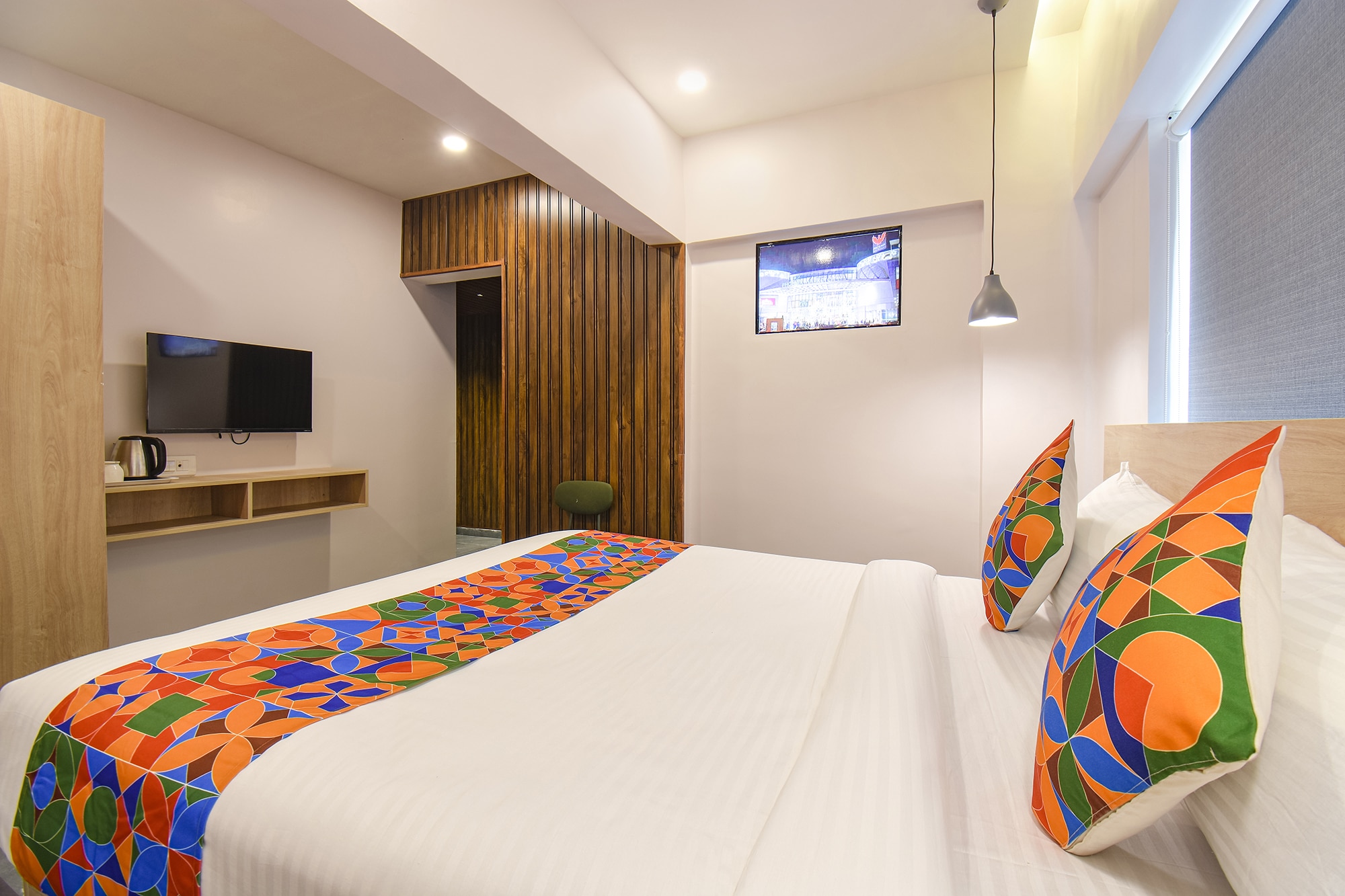 FabHotel Olive Suite - Near Airforce Get - Tap to explore photos