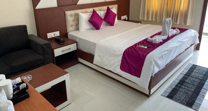 Hotel Marine View Room Type - Super Deluxe Front Facing