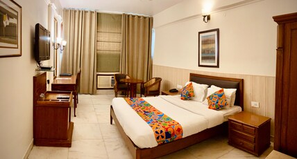 Hotel Embassy Room Type - Super Deluxe Room with Work Desk and Window