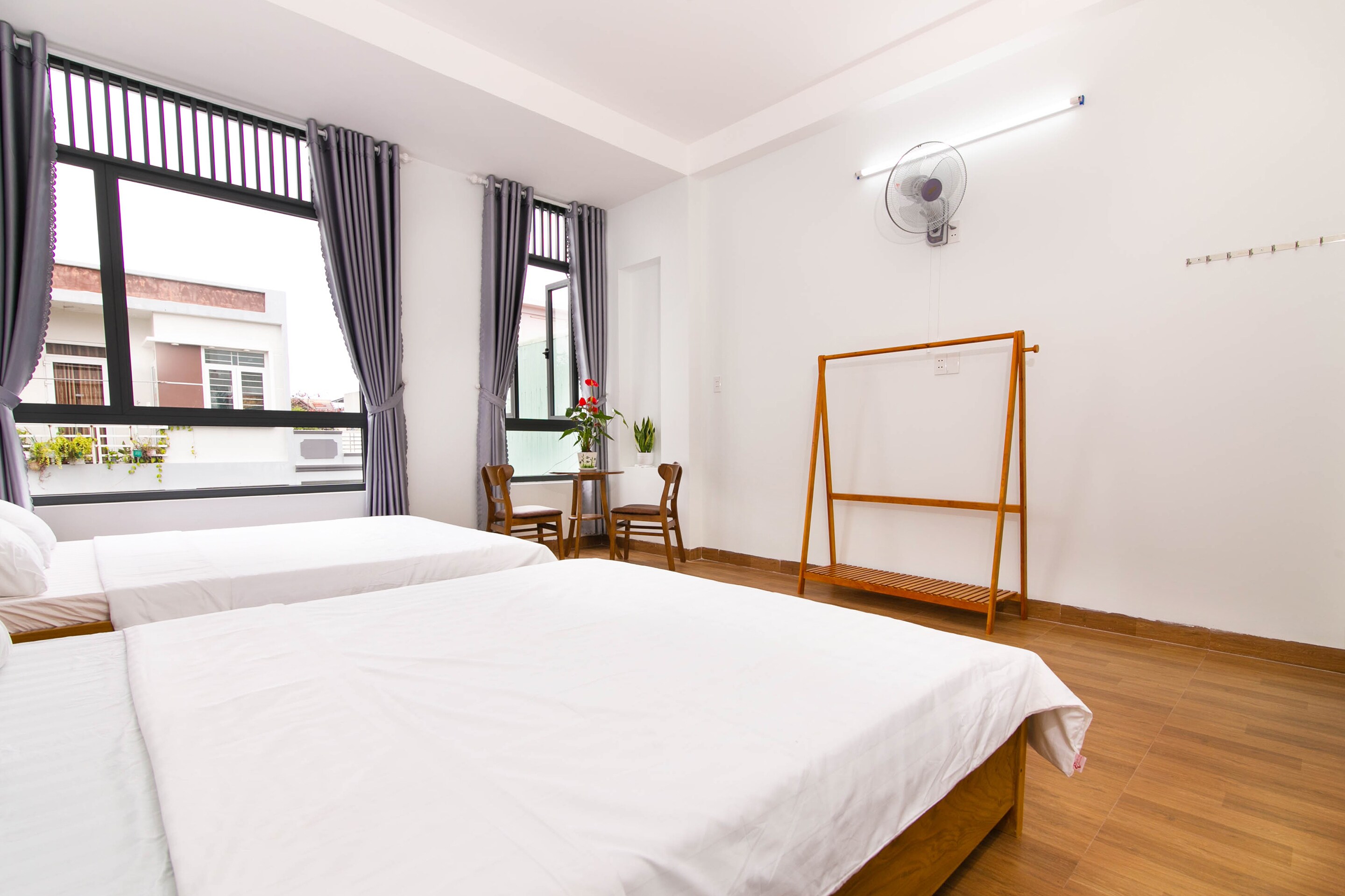 SPOT ON 806 Net Viet Homestay - Tap to explore photos