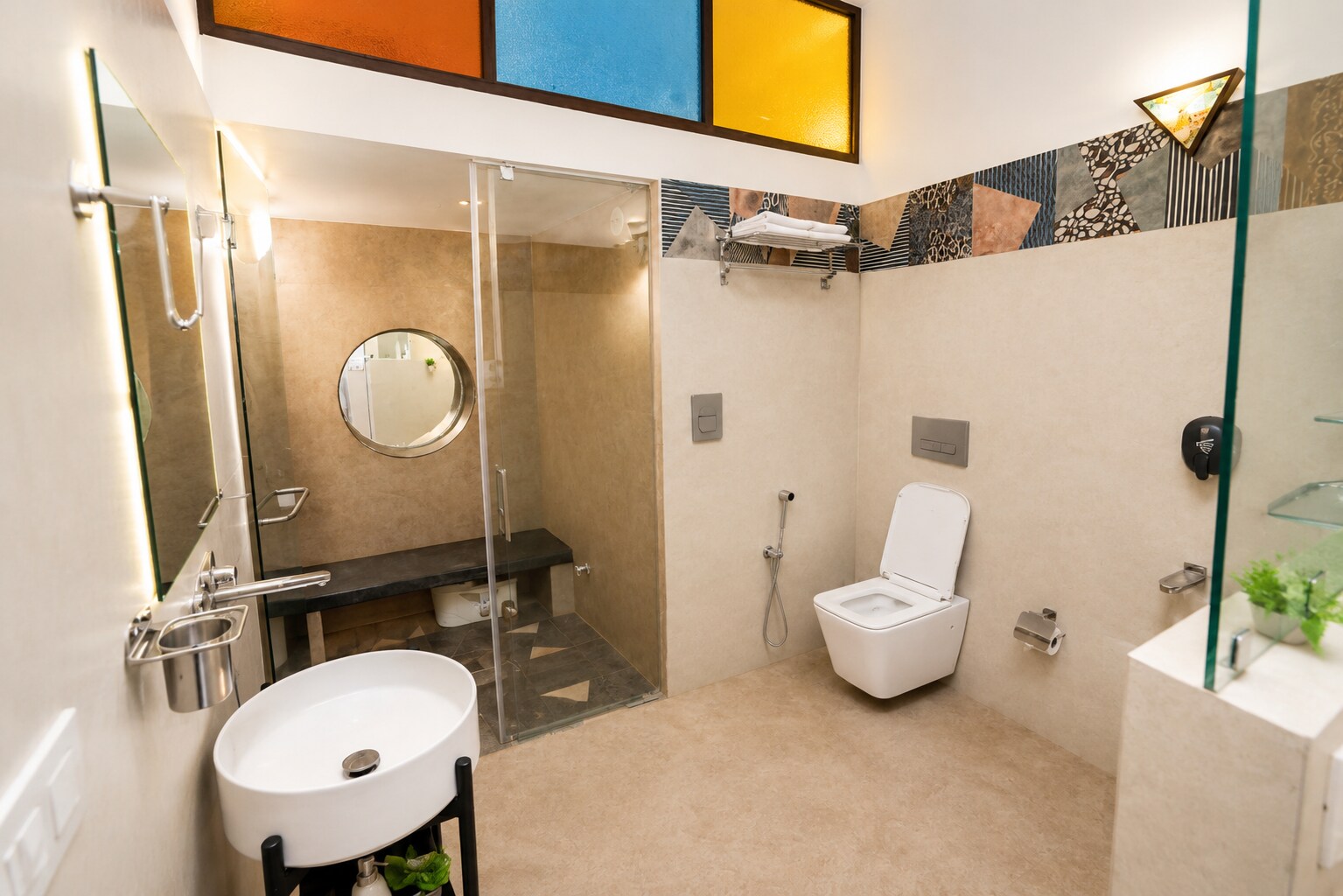 Villa with mini pool jacuzzi & steam bath - Tap to explore photos