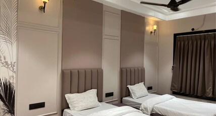 Hotel Radhika Room Type - Super Deluxe Room Non Ac