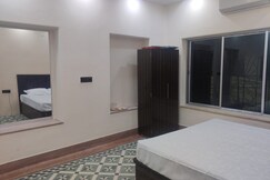 The Corridor Inn Golpark