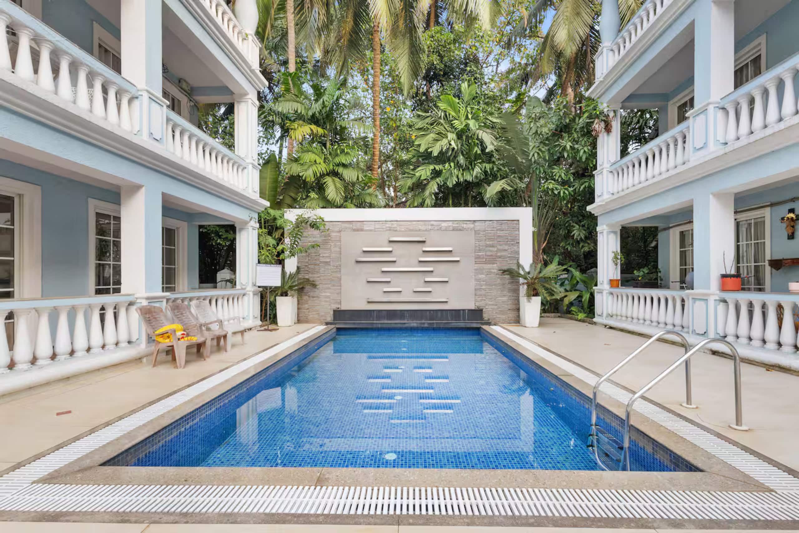 Casa Neer 4BHK Villa In Siolim Near Thalassa - Tap to explore photos