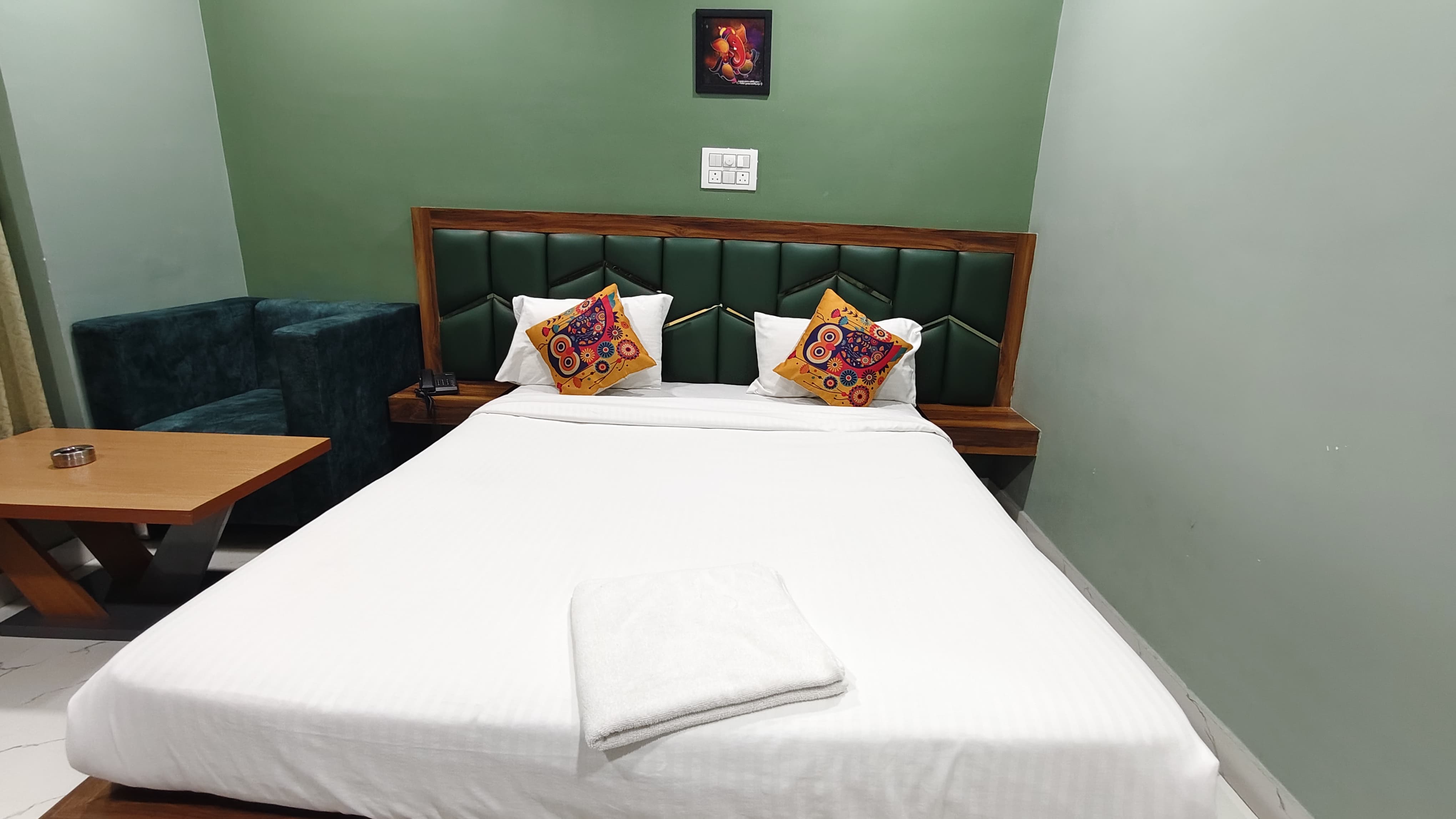 HOTEL KAVAKA - Tap to explore photos