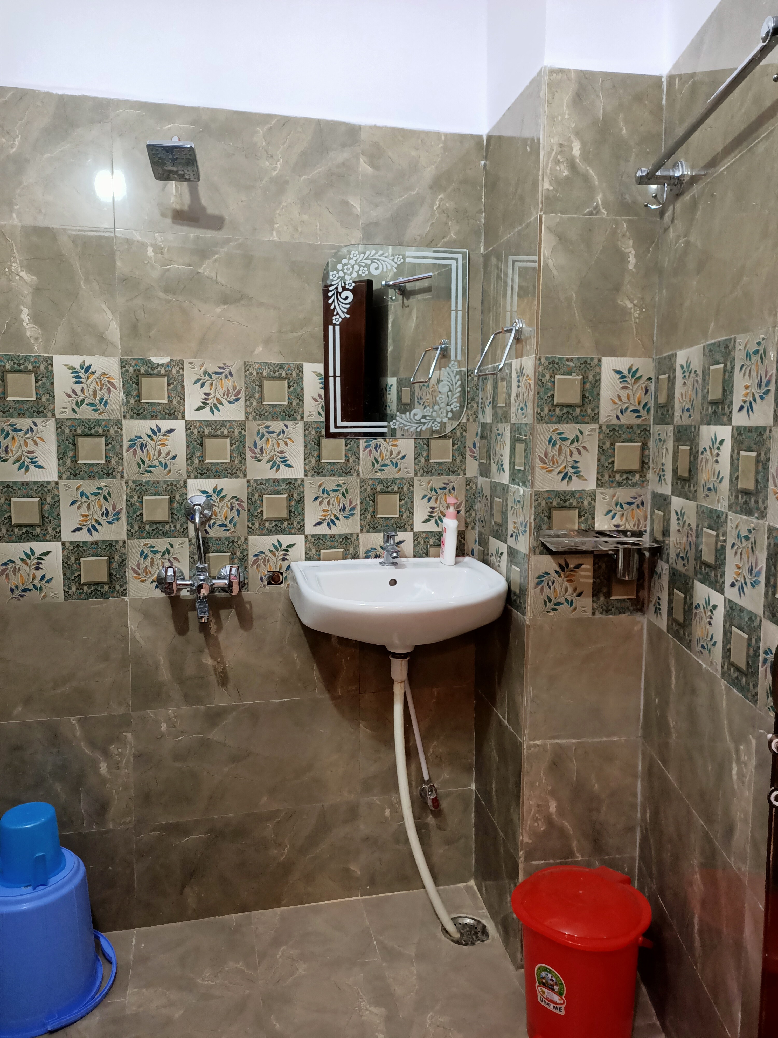 Vishwanath Home Stay - Tap to explore photos