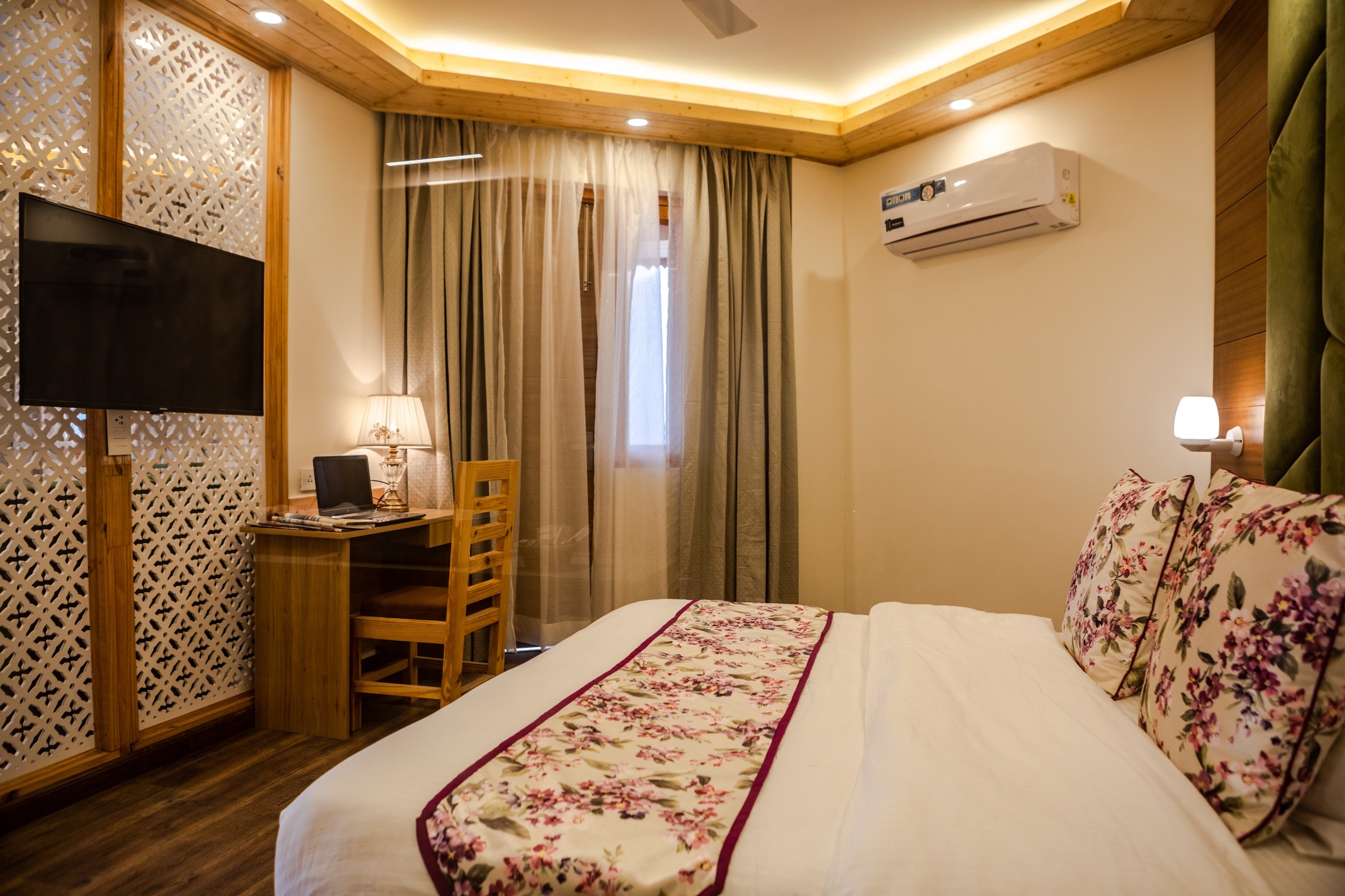 Anand Vardhan Resorts - A Spiritual & Wellness Retreat, Manali - Tap to explore photos