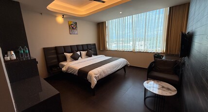 Pixel Hotel and Lodging Room Type - Executive Non-Ac Rooms