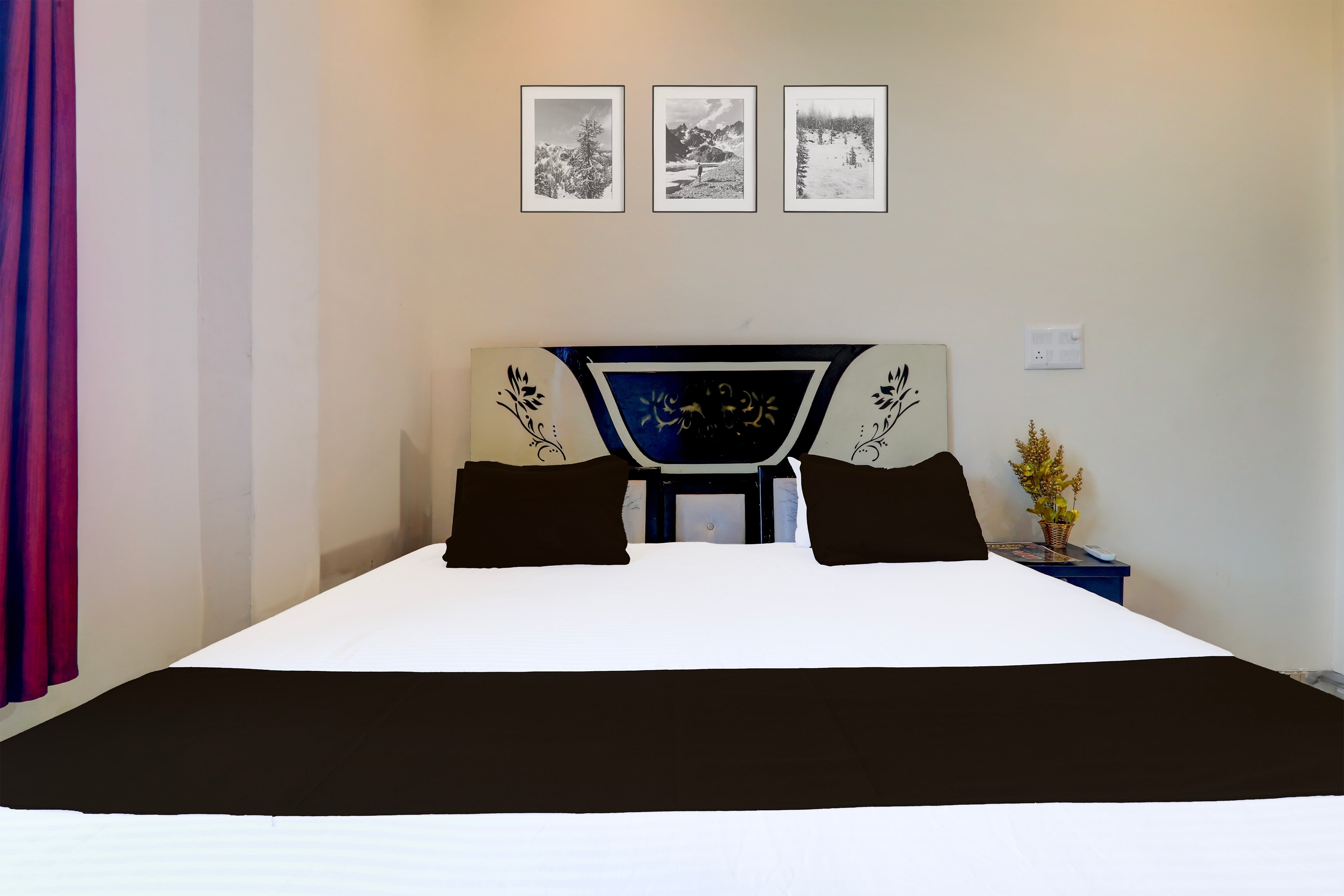 Hotel O PARADOX HOTEL AND RESTAURANT - Tap to explore photos