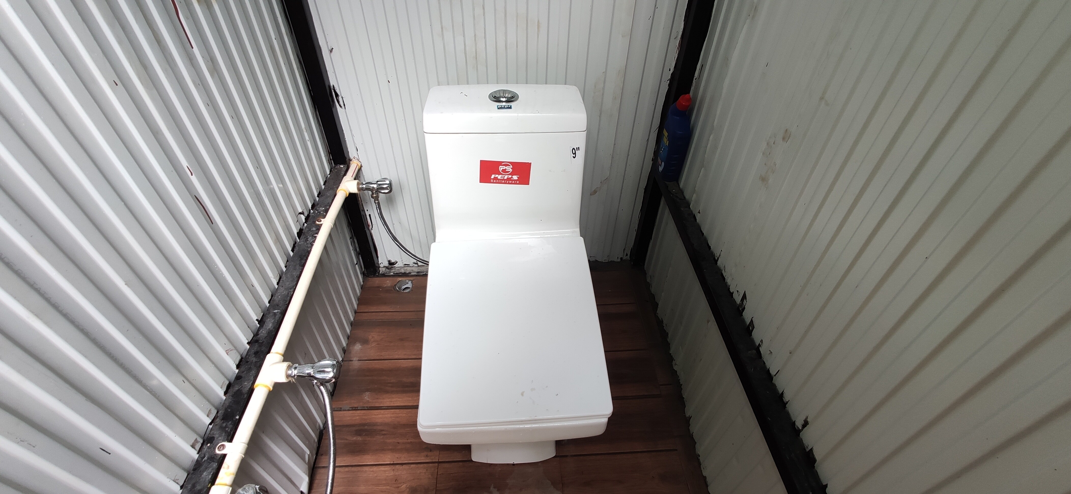 Tree stays - Tap to explore photos