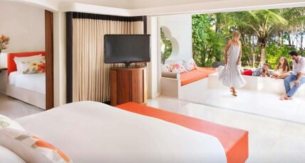 So Sofitel Mauritius Room Type - SO Family Beach Villa, 1 King Bed, Private Garden with heated Plunge pool, Beach Front