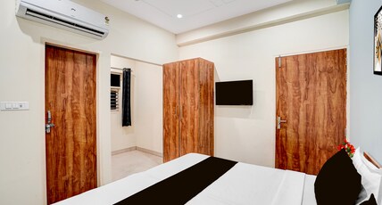 Collection O Sector 95B Gurgaon Formerly Tilpat Room Type - Classic with Balcony