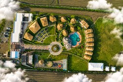 Unique Resort and Restaurant