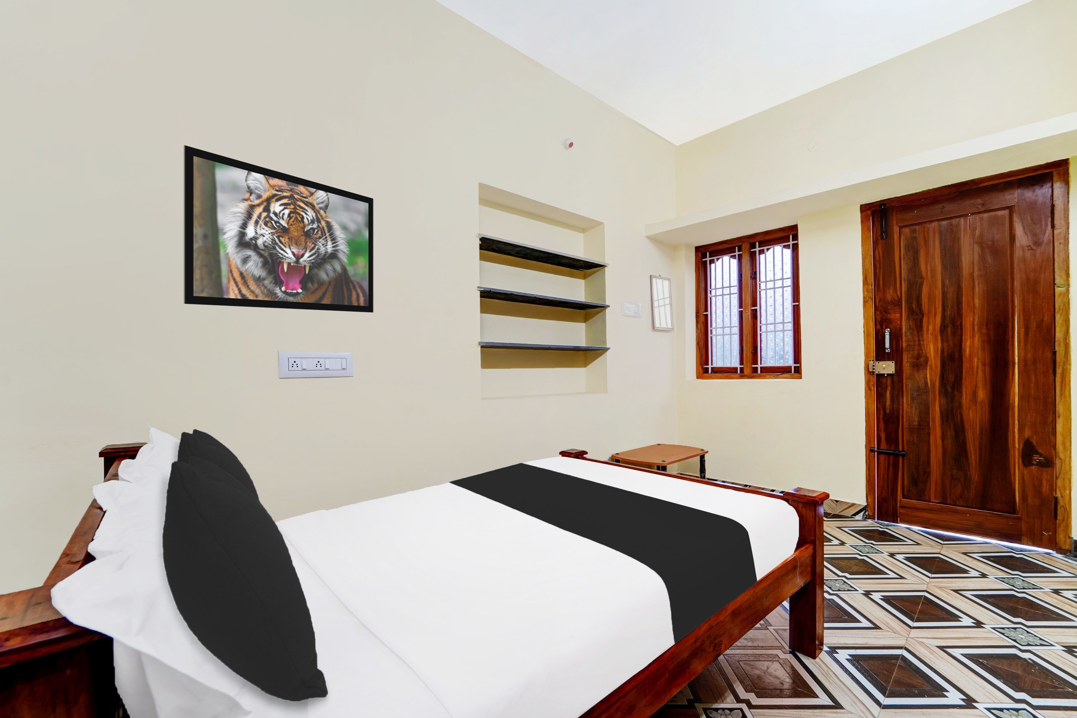 Hotel O UDHAYA LODGE - Tap to explore photos