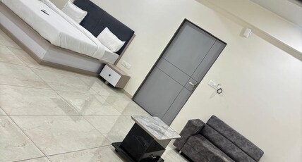 Hotel Radhe Palace Room Type - SUITE ROOM