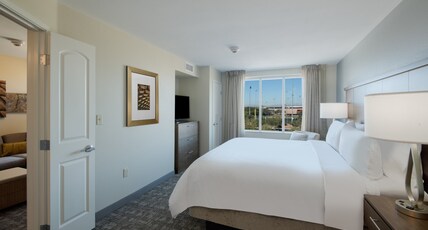 Staybridge Suites Scottsdale - Talking Stick, an IHG hotel Room Type - 1 King 1 Bedroom Suite Staybridge Suites Scottsdale - Talking Stick, an IHG hotel Room Type - 1 King 1 Bedroom Suite