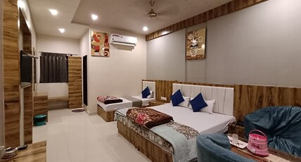 Hotel Jeelan Palace Room Type - Four Bed Room