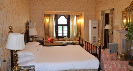 Gajner Palace by HRH Group of Hotels Room Type - Historic Suite With Bath Tub