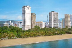 Mercure Nha Trang Beach