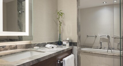 Conrad Istanbul Bosphorus Room Type - KING DELUXE BOSPHORUS VIEW