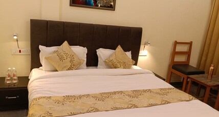 Corbett Peak Paradise Room Type - Deluxe Room