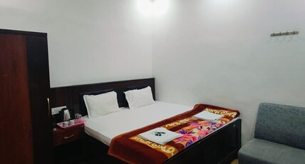 Hotel Hanuman Ji Room Type - Super Deluxe Room