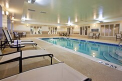 Holiday Inn Express & Suites Portland, an IHG Hotel
