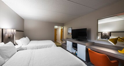 Hampton Inn Gainesville Room Type - 2 QUEEN BEDS NONSMOKING
