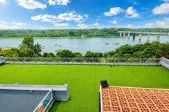 Krishna Riverside Resort