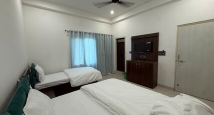 Shree shyam pay at hotel Room Type - Family Room