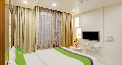 Jannat Residency near Yashobhoomi Dwarka(Sector 7) Room Type - Deluxe Double (Oak) Jannat Residency near Yashobhoomi Dwarka(Sector 7) Room Type - Deluxe Double (Oak)