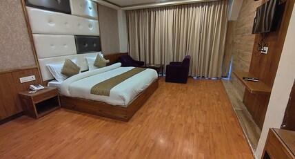 Hotel Snowcrest Manor Room Type - Deluxe Cozy Room