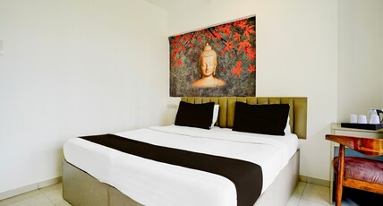 Collection O Jupiter Hospital Thane West Formerly Athithi Stays Room Type - Executive room