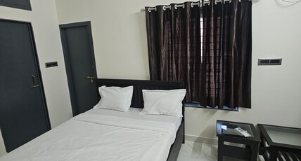 SS INN Room Type - Deluxe