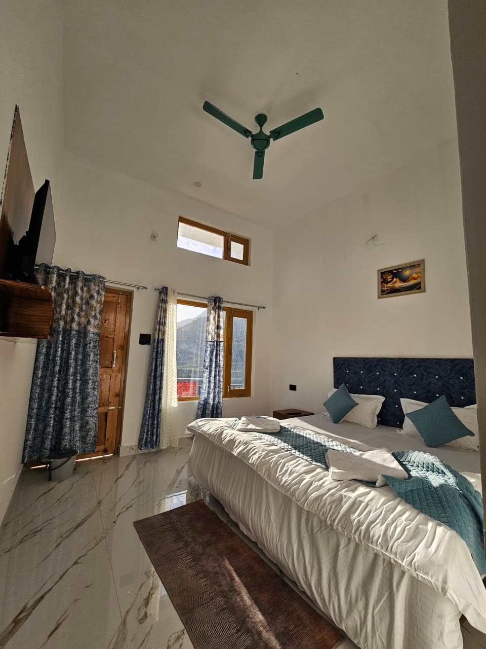 Yamunotri Heights - Tap to explore photos