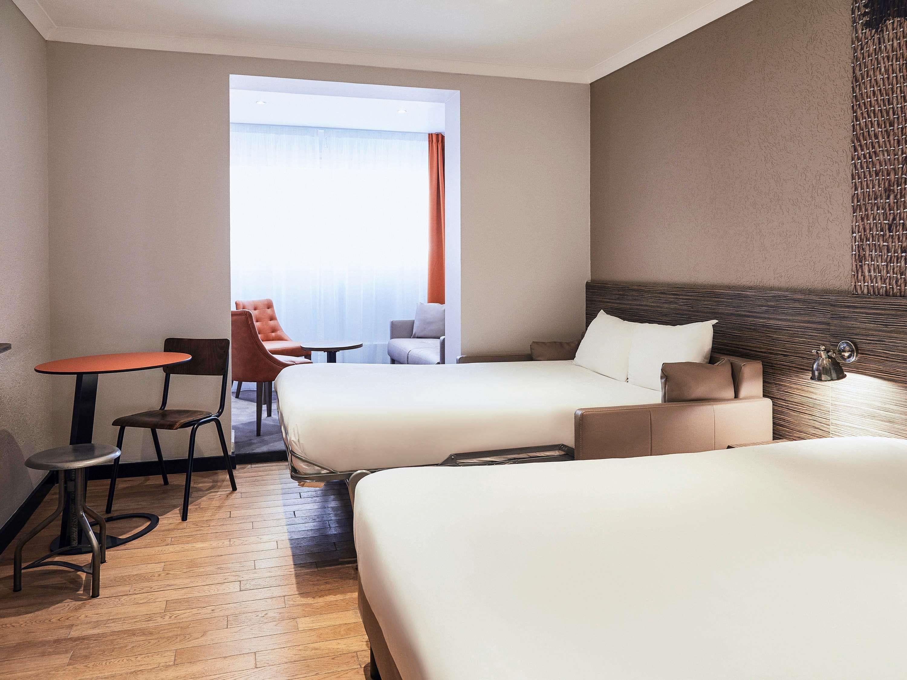 Ibis Styles Hy - Tap to explore photos
