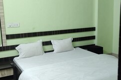 Hotel Navkar Guest House