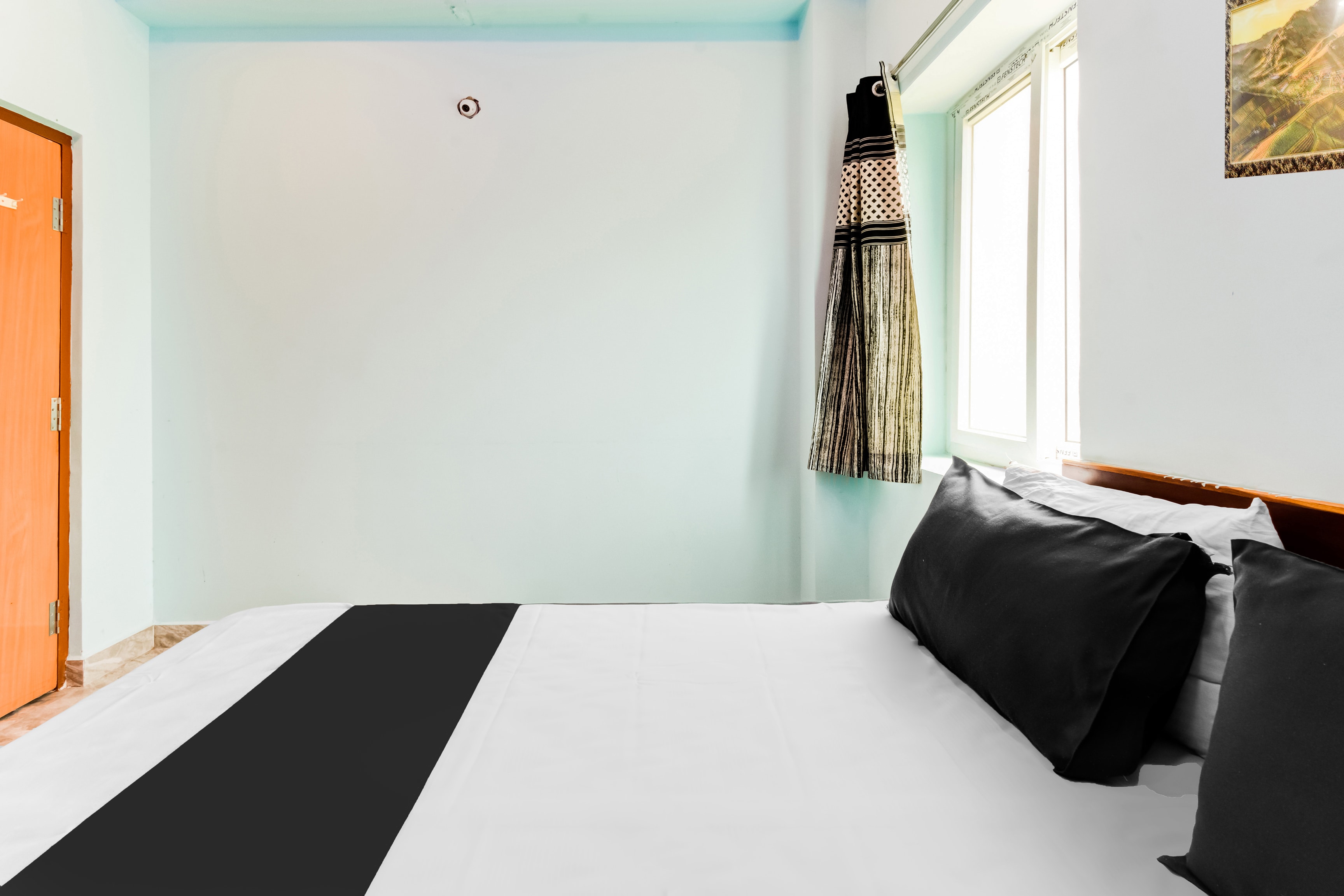 Hotel O VSR Hotel - Tap to explore photos