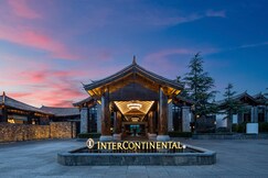 InterContinental Hotels LIJIANG ANCIENT TOWN RESORT