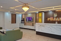 HOTEL PUJARI