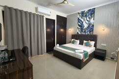 Fortune Home Service Apartment, 3Bhk Sector-72, Noida