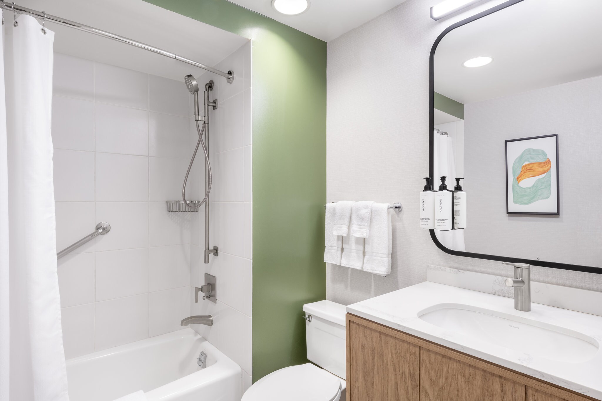 voco CHICAGO DOWNTOWN, an IHG hotel - Tap to explore photos