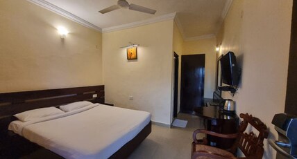 Hotel The Grand Raj Room Type - Standard Room - Roadside