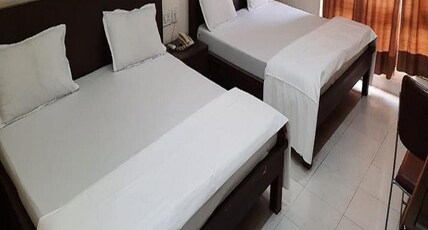GAUTAMS MOTEL AND RESORT Room Type - Family Deluxe Room